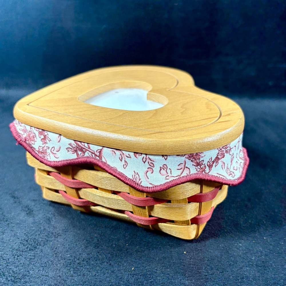 Longaberger 2000 Little Love Red Sweetheart Baskets‎ & Heart to Heart Stand Set - Picture 6 of 16